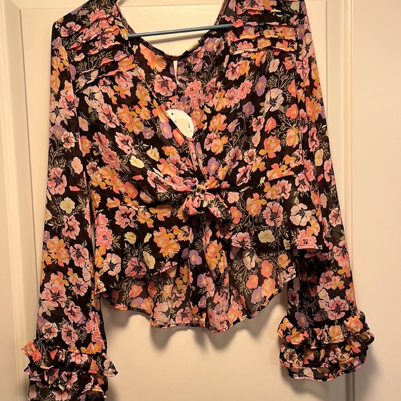 Sheer floral blouse - Picture 1 of 4